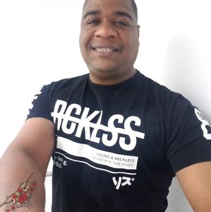 Meet your Posher, Enrique basora